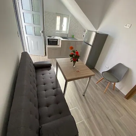 Ninemia Apartment Artemonas Exterior photo